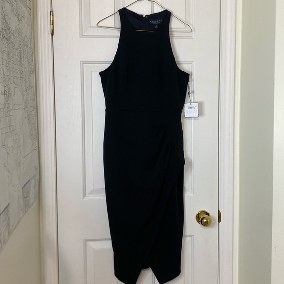 🎅🏼 Bnwt Laundry by Shelli Segal fitted pleated high neck midi black dress - Picture 2 of 10